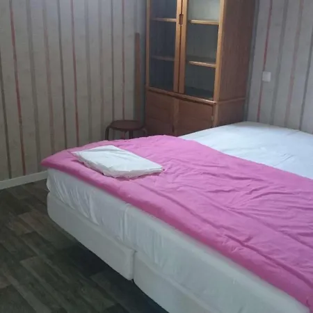 Apartament Charmant T2 Avec Terrasse, Parking, Proche Cinema Et Casino - - Fr-1-674-14 *