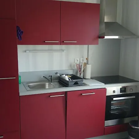 Charmant T2 Avec Terrasse, Parking, Proche Cinema Et Casino - - Fr-1-674-14 * Berck